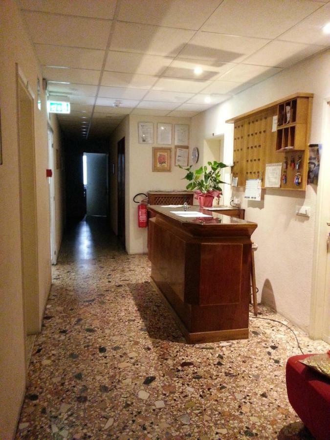 Pensione Trento Mestre Buitenkant foto
